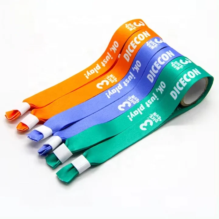 Personalized Cloth Fabric Bracelet Polyester Adjustable Wristbands With Plastic Clip For One Time Use