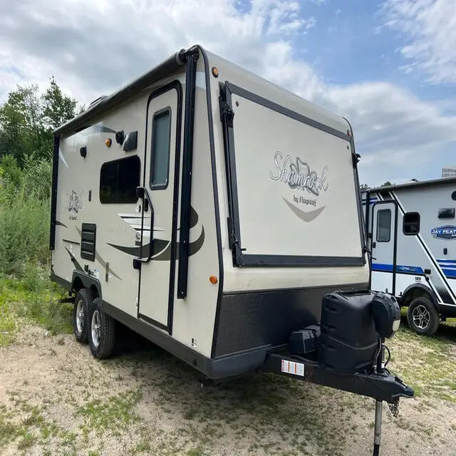 Affordable Luxury Custom  caravan Camping off-road Travel camper trailer australian standards Fully furnished
