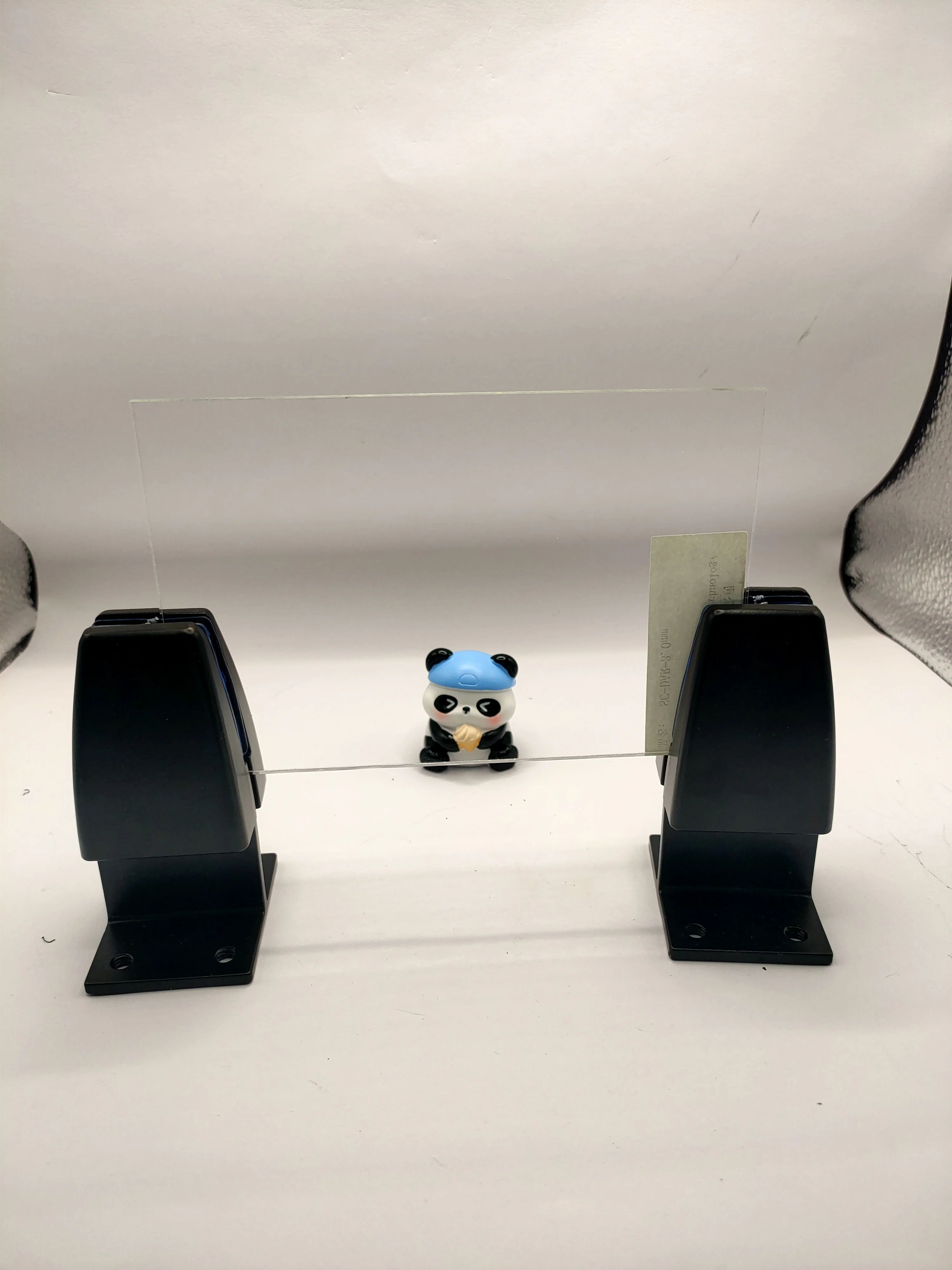 Restoring art collection colors AR glass for high-end gallery exhibits and museum precious cultural relics display cabinets