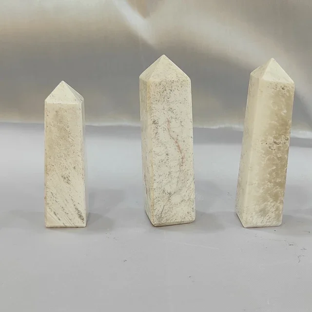 Wholesale White Scolecite Pencil Tower Point Natural Quartz Polished Mini Crystal Towers Top Quality Healing Crystal Point Wand