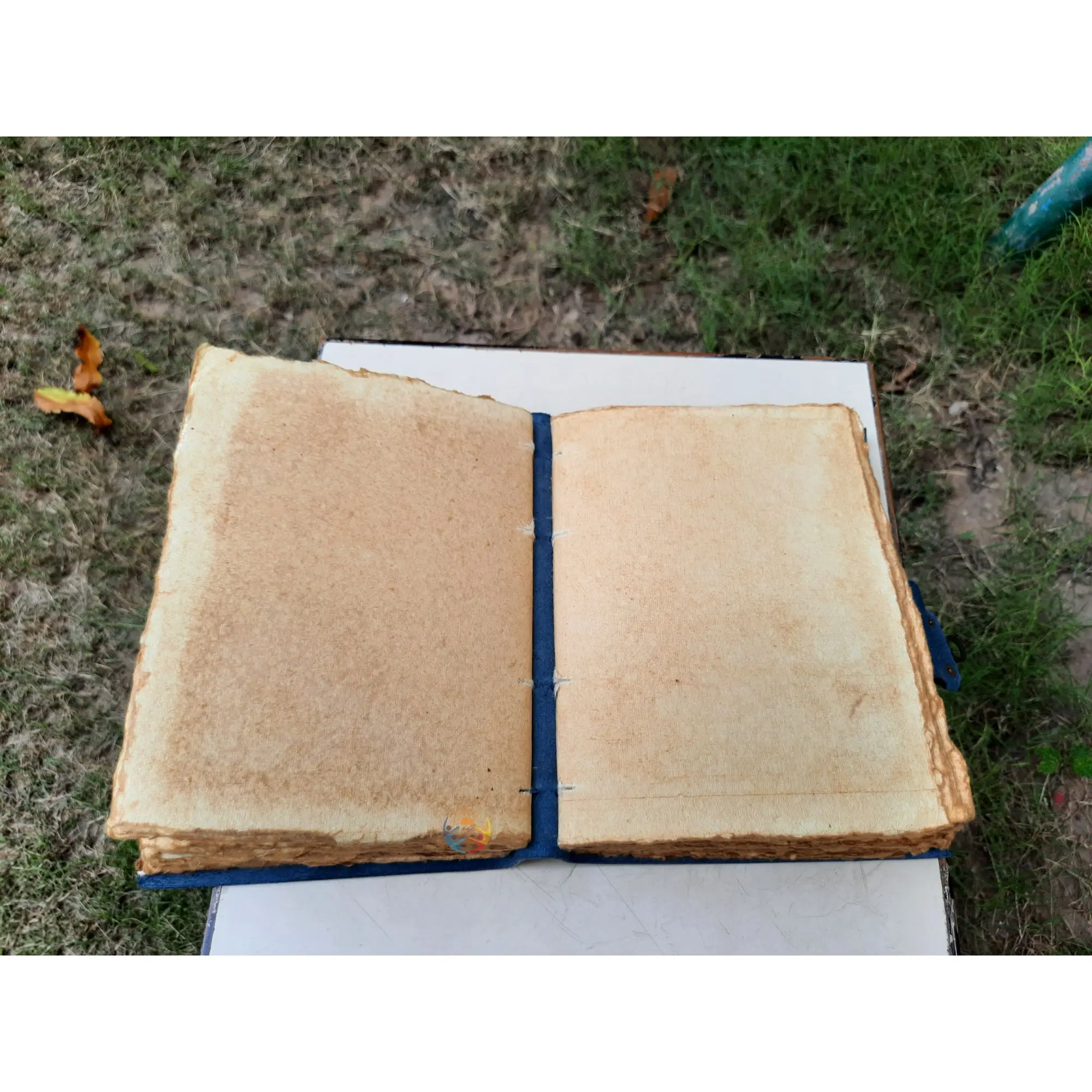 Leather Journal for Men and Women Vintage Leather Unlined Journal with Lock Great Gift for Men and Him Perfect for Writing