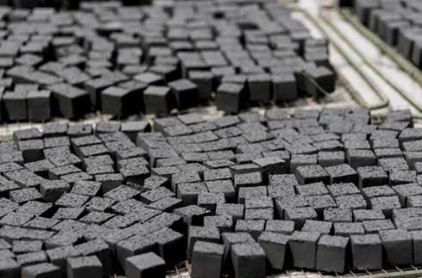 Wholesale High quality Bamboo Charcoal Export worldwide - Vietnamese Charcoal briquette at Cheap Price