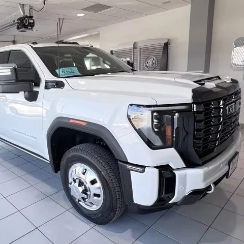 2024 G M C Sierra 3500 HD Denali Ultimate DRW четырехколесная Кабина экипажа