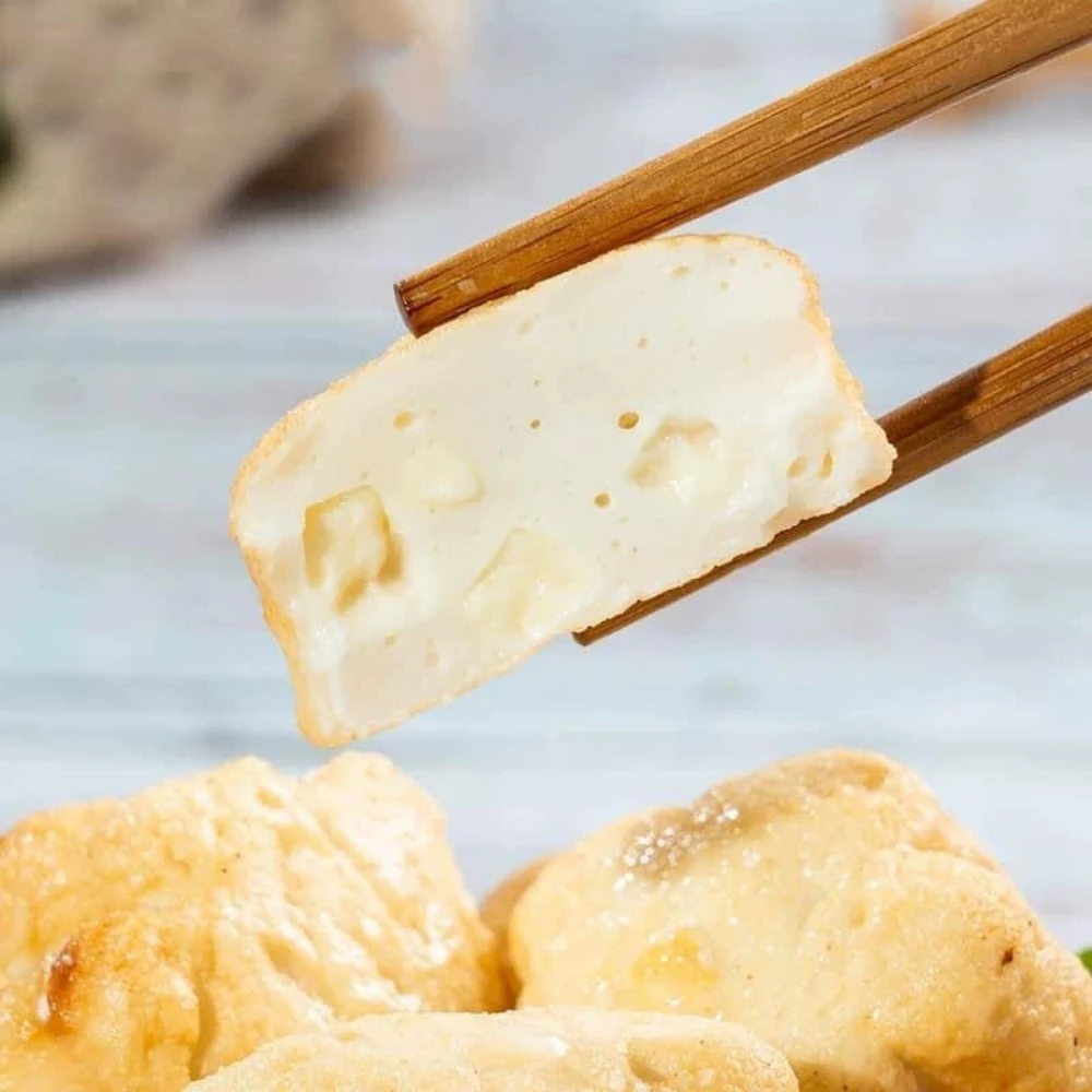 Enjoy Cheese Fish Tofu With a Mouth Watering Cheesy Filling Ideal for Hotpots and Snacks Deep Fried for Crispy Gooey Perfection