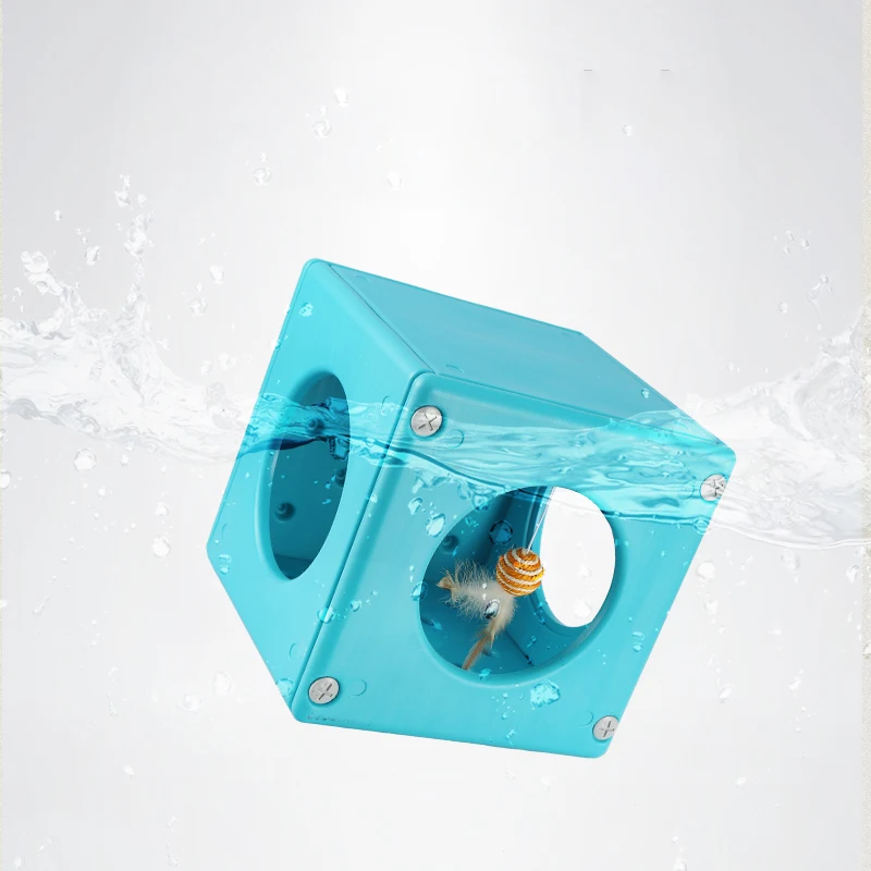 Outdoor spliceable plastic summer funny small waterproof kennel cat bed house pet bed with cat toys