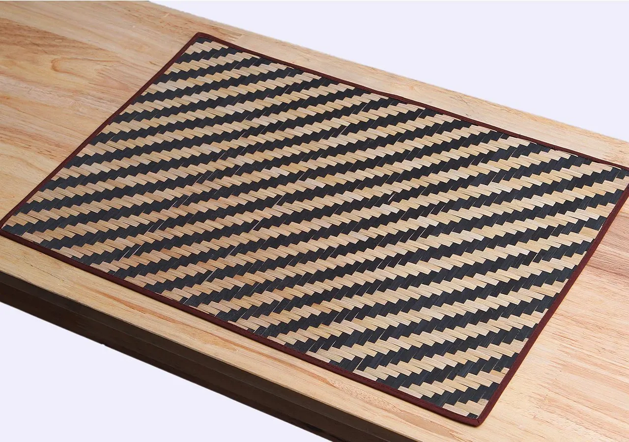 Wholesale Handwoven Bamboo Mat Table Placemats Set Coaster Accessories Table Decoration Vietnamese Supplier Woven Square Pattern