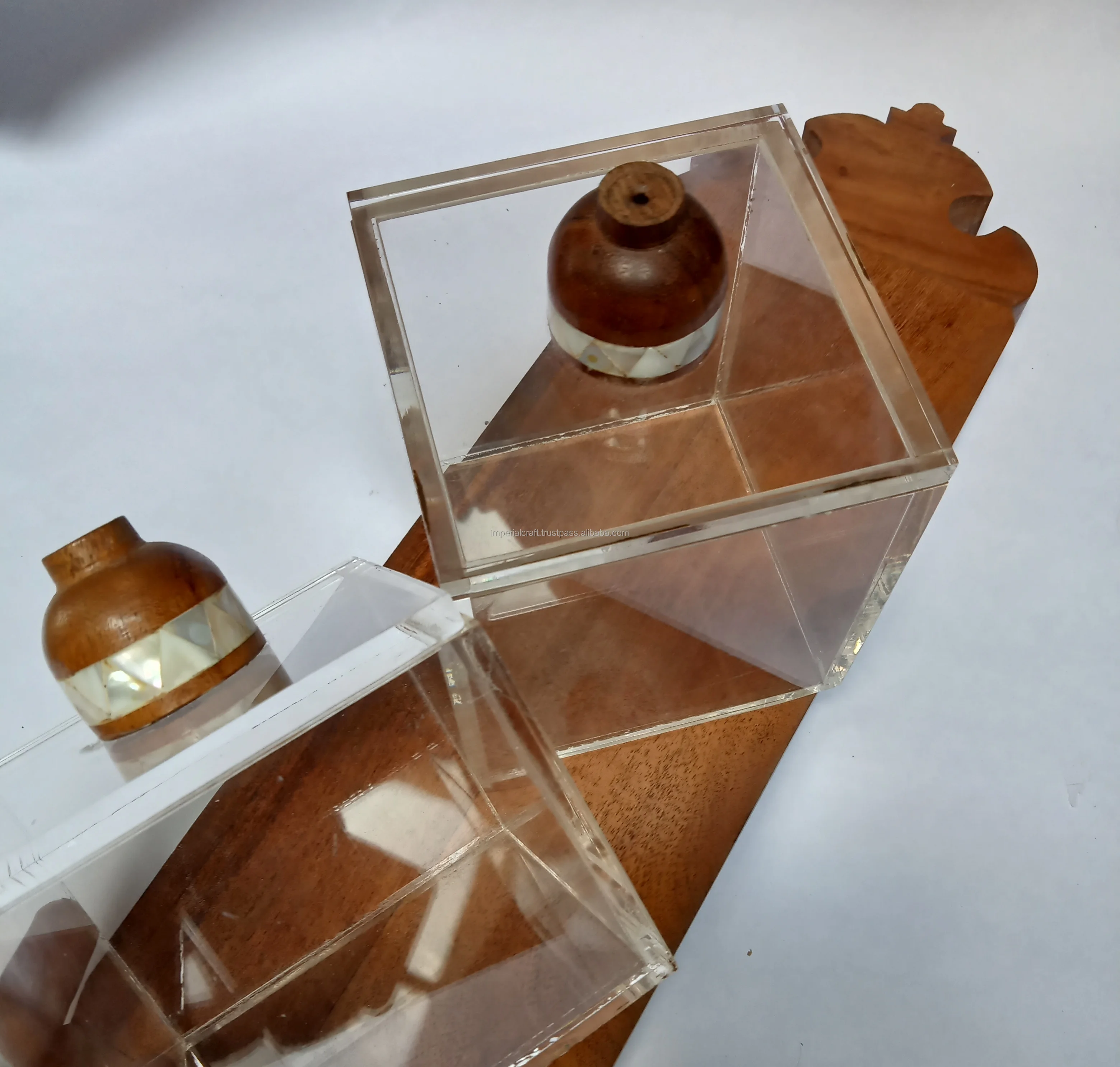trending design acrylic and acacia wood serving tray with two chocolate boxes decorative work of mother of pearl