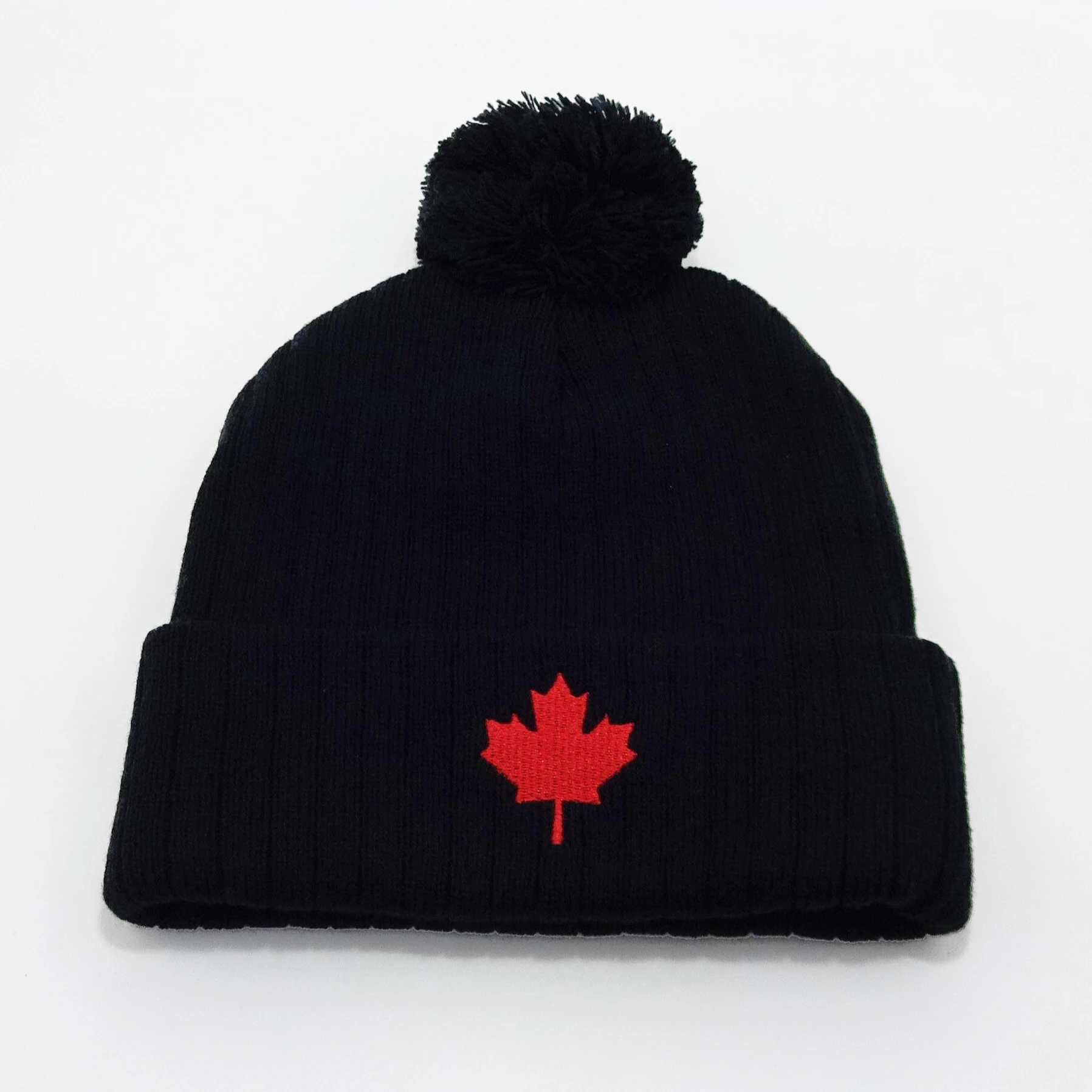 Wholesale Beanie with Pompom Custom Woven Logo Patches Beanie Customizable Warm Acrylic Beanies for Woman Winter Hats in Vietnam
