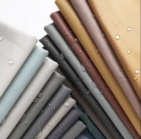 Easy to clean leatherette with variety of colors