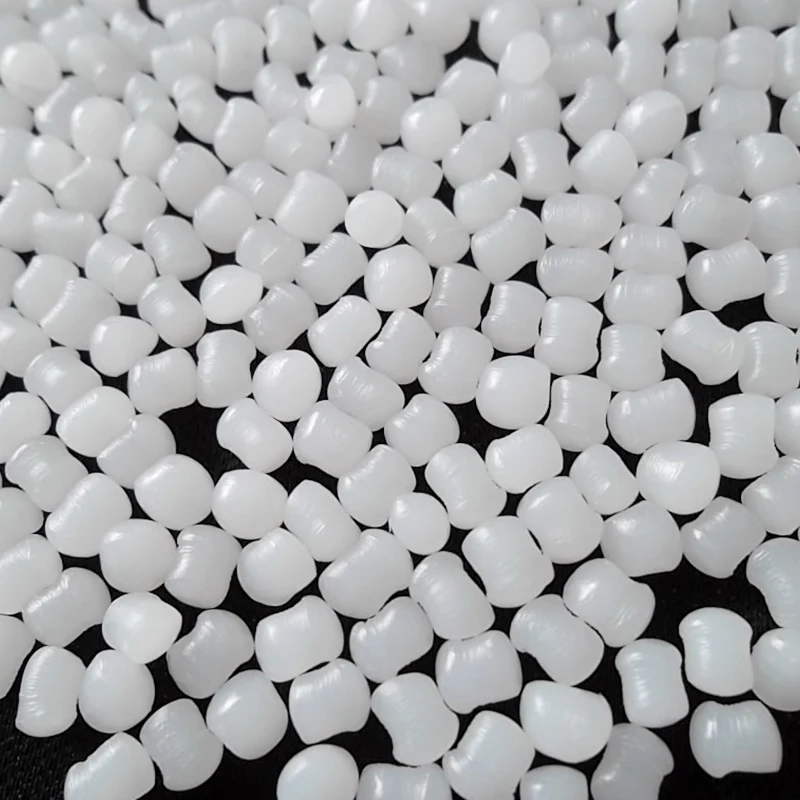 HDPE Recycled Plastic Material Particles PE80/PE100 Polyethylene Granules