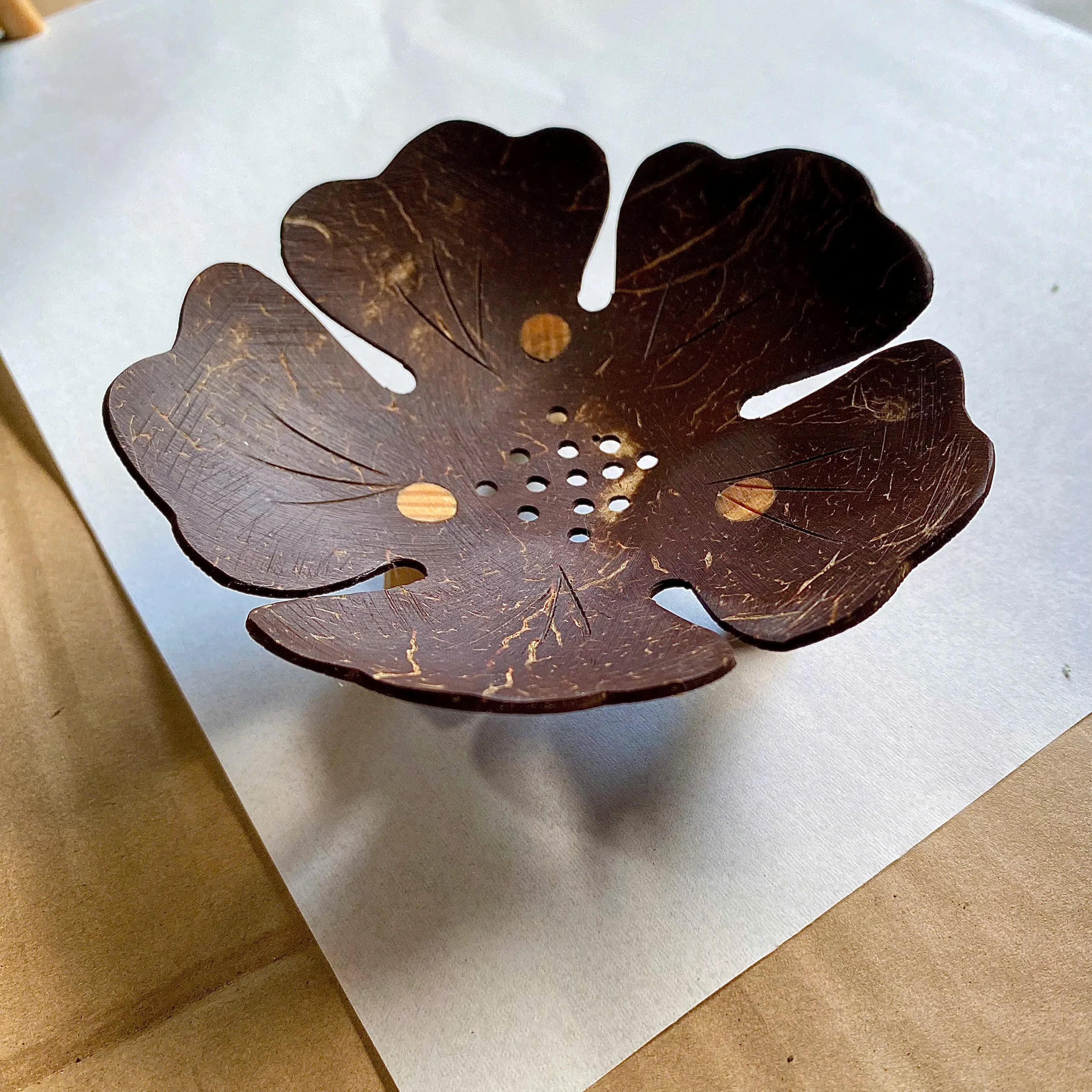 Environmentally Friendly Coconut Shell Soap Tray Good Price Soap Dish in Vietnam