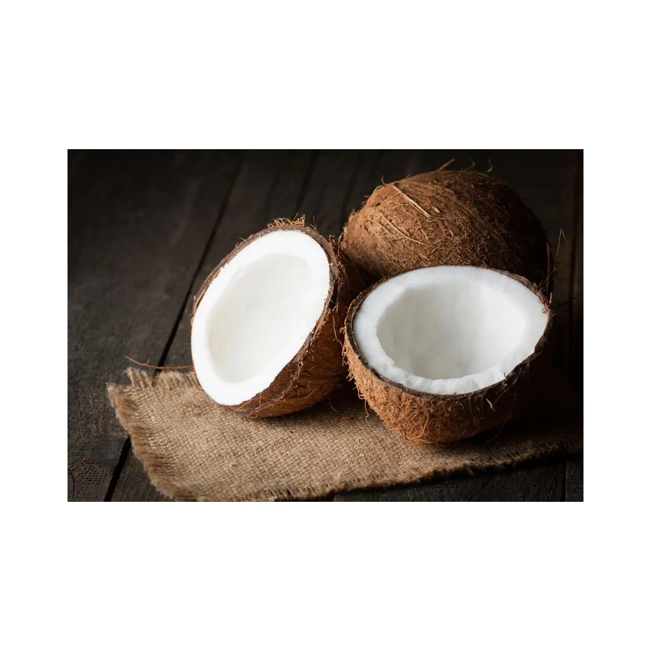 Pure Organic full and semi husked Coconut/Fresh Tender Coconut OEM supply and ready for market High Quality 4 Weeks Use Fresh Se
