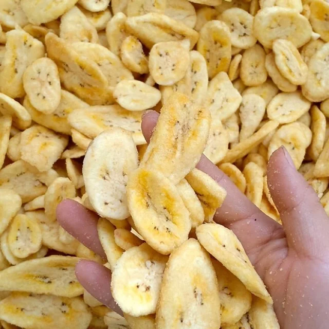 Vacuum frying Banana Chips no sugar good for health made in Vietnam at Safimex company