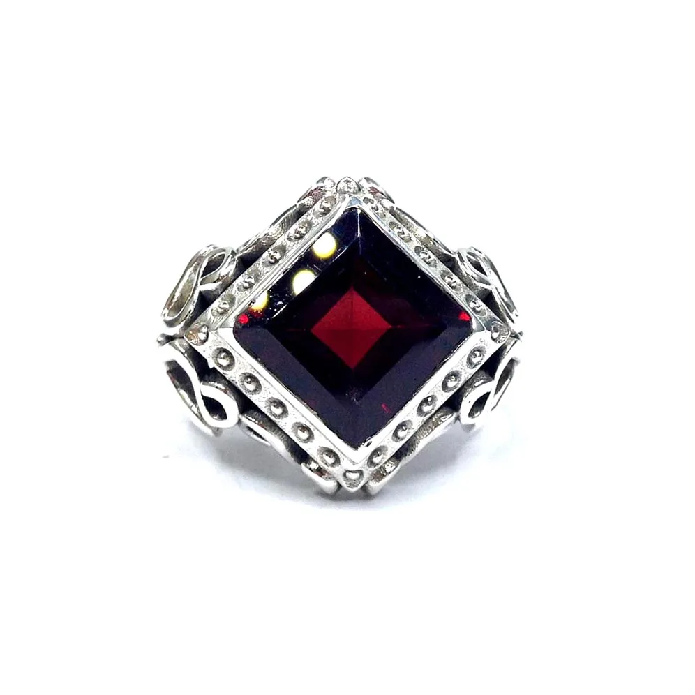 Luxury Fashionable 925 Sterling Silver Mix Gemstone Attractive Charm Classic Women Wear Silver Turkish Ring