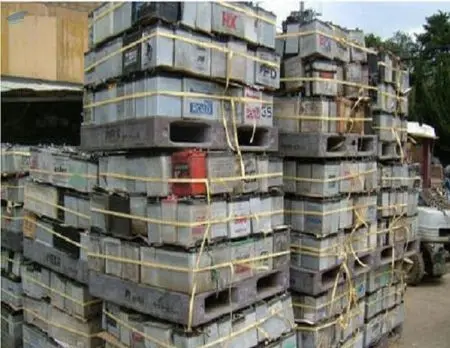 Cheap Lead battery scrap/used car battery scrap/Drained Lead acid battery scrap