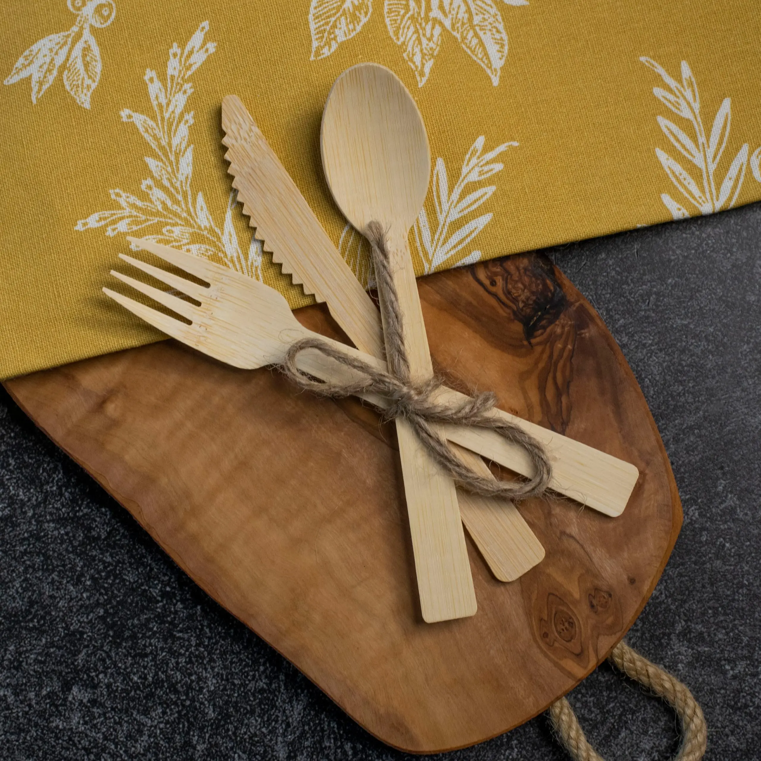 Customized Biodegradable Disposable Bamboo Spoon Eco Bamboo Material Cutlery Set with Napkin
