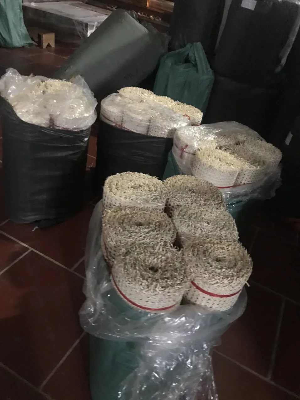 60 70 80 90 cm Wide Half Bleached Rattan Cane Webbing/ Open Mesh Cane Webbing Roll From Rattan