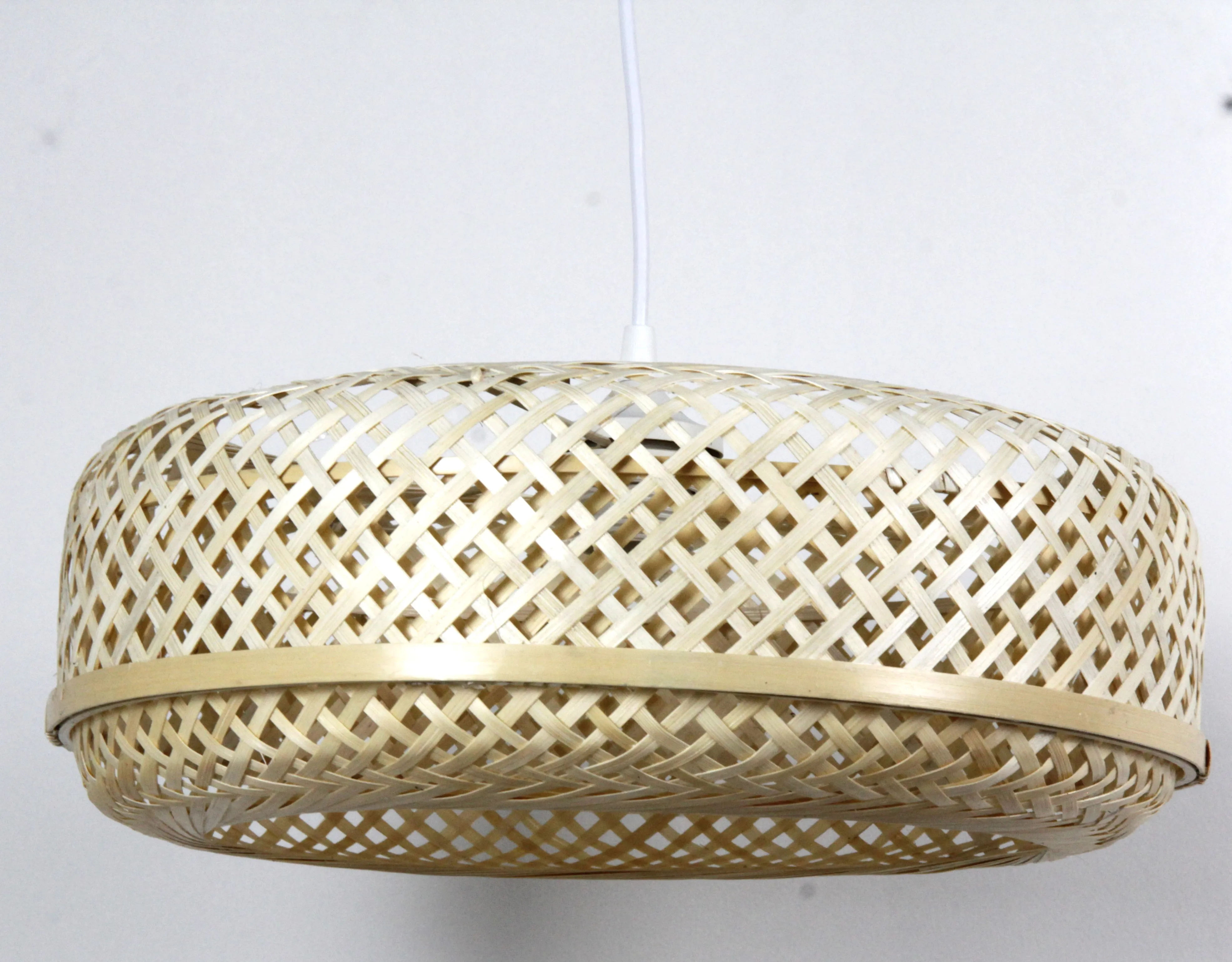 2024 вьетнамский производитель OEM/ODM современная бамбуковая люстра премиум-класса подвесные светильники ручной работы для ресторанов и дома