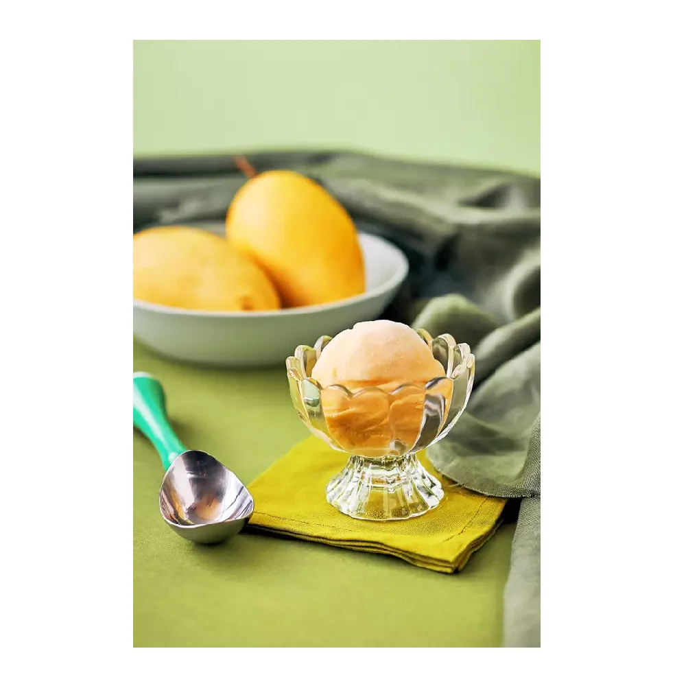 Singapore Supplier Refreshing Fragrant Yellow Color Low-fat Fruity Sweet Handcrafted Mango Sorbet Ice Cream (3.5oz Cup) in Bulk