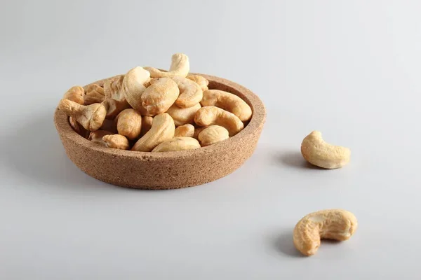 Quality organic Wholesale Raw Cashew Nuts | Cashew Nut Size W180 W240 W320 W450  Roasted Cashew Nuts.