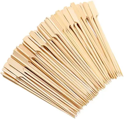 Best Selling round bamboo sticks skewers bamboo skewer with pointed tip Wholesale Bamboo Skewers at cheap price from Vietnam
