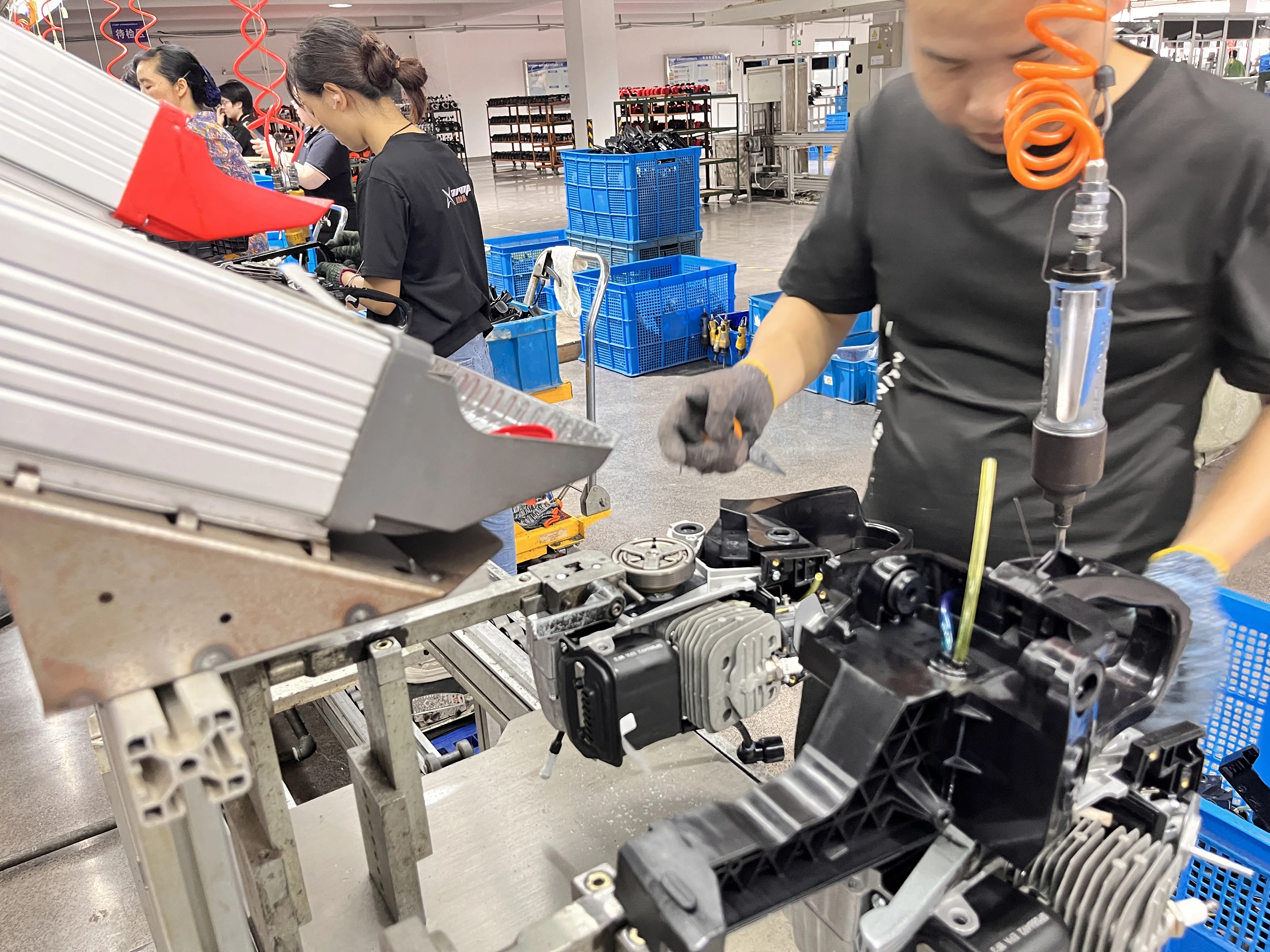 BISON Portable 2 Stroke Grass Cutter Machine price 43cc Brush Cutter for Garden Grass Cutting and Trimmer