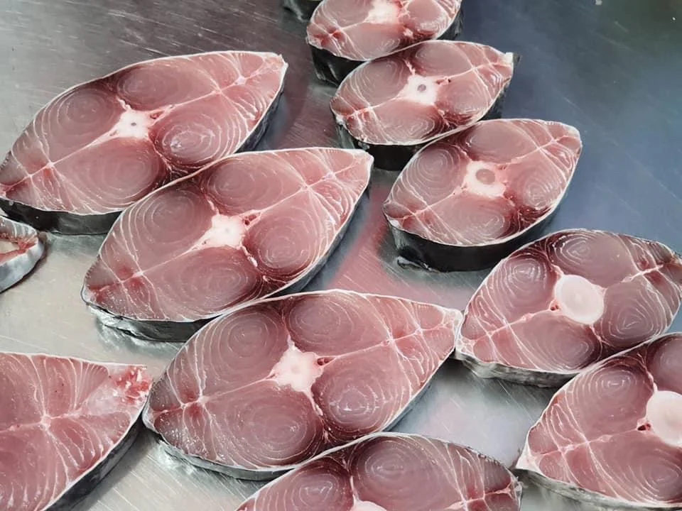 Fresh Frozen Bullet Tuna Whole Round Yellowfin Skipjack varieties Boxed Canned Dried Preserved with Oil Water Cheap Price France