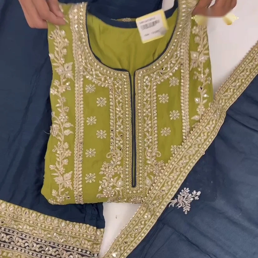 NEW DESIGNER HEAVY FUAX GEORGETTE GREEN PAKISTANI  SUIT