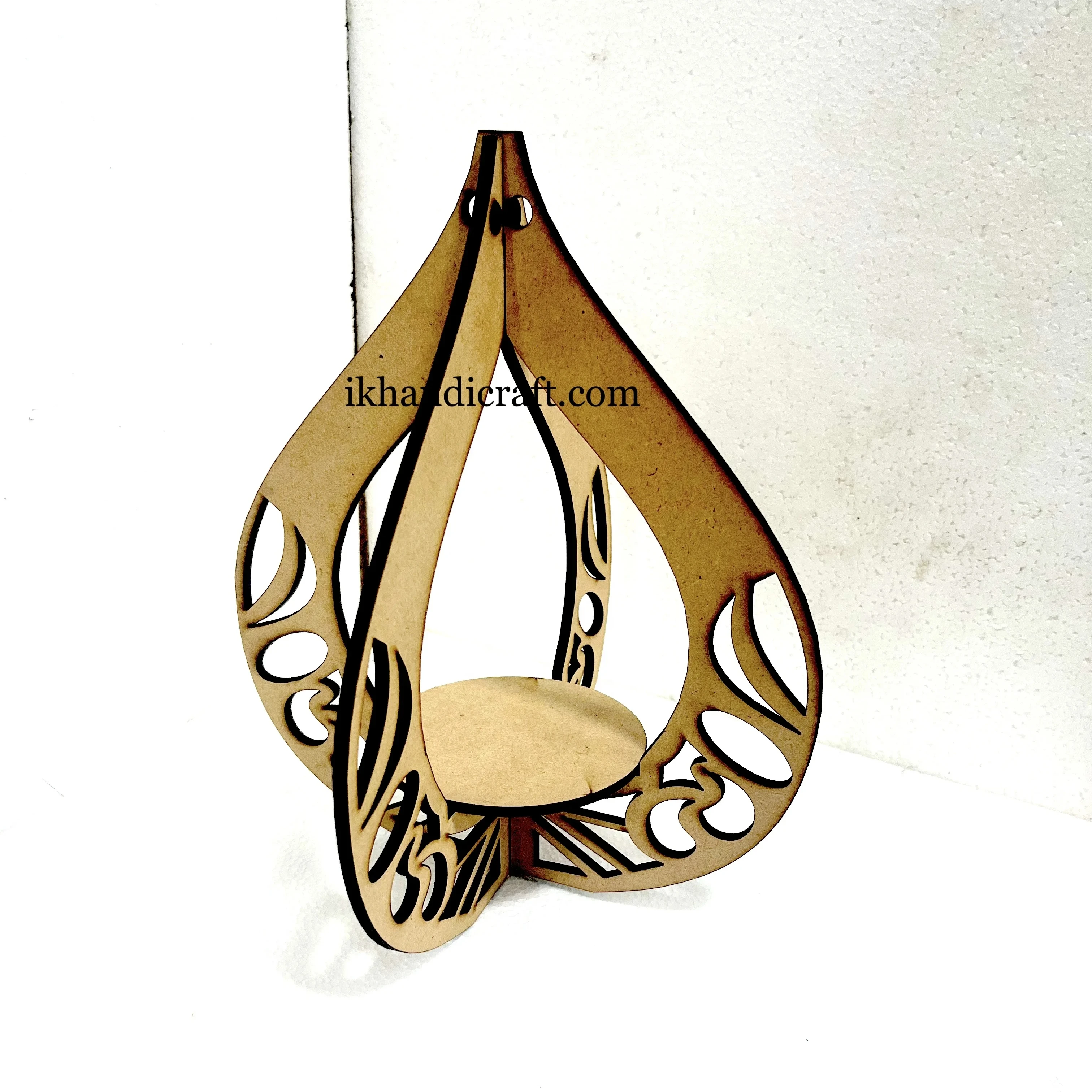Direct Factory Customised LaserCut Hanging Planter Holder Folding Packaging with Macrame Cord and Steel Ring for Garden Use