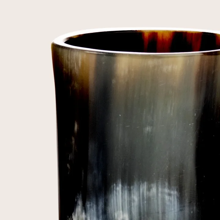 100% Natural black and white shot horn glass and customized size Horn drinking horn Glass with party ware use for cheep price