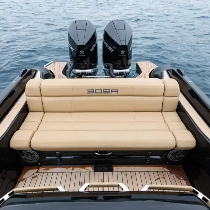 30 SR luxury Yatcht