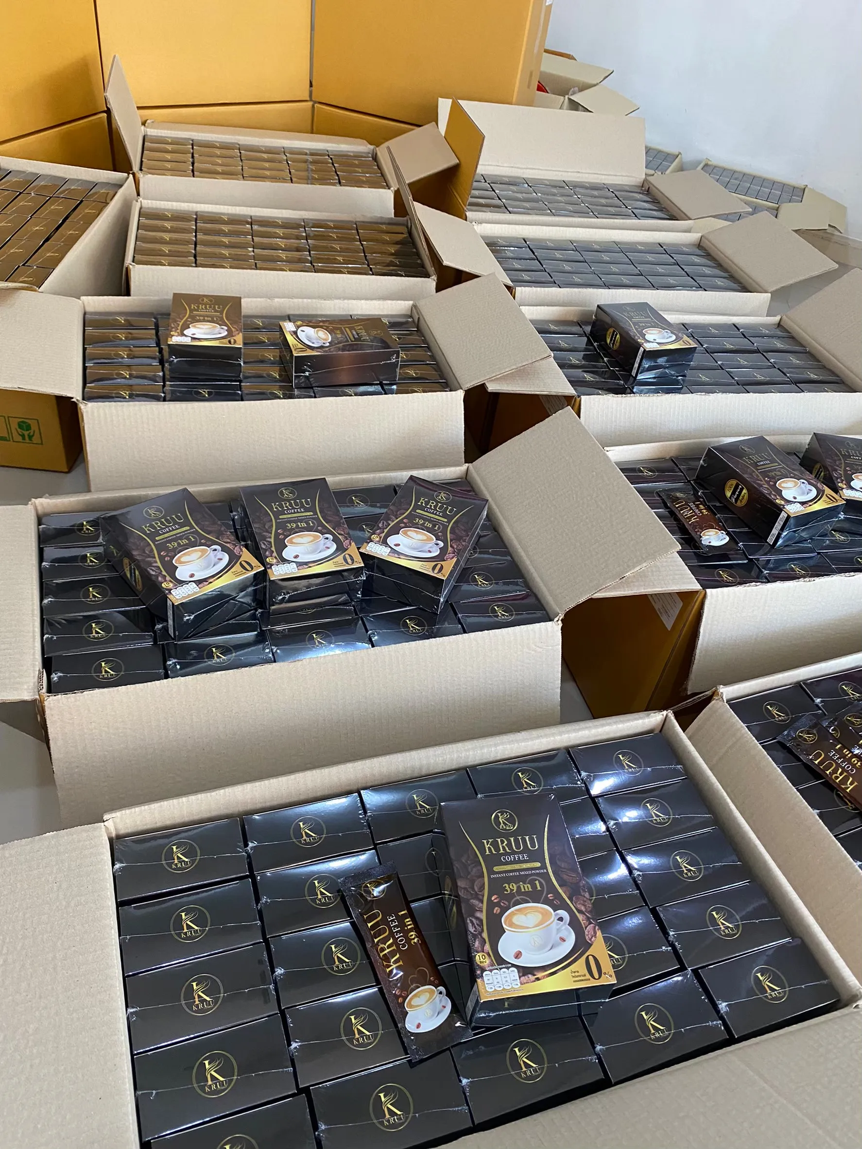 Мгновенный кофе 39 в 1 от бренда KRUU из Таиланда