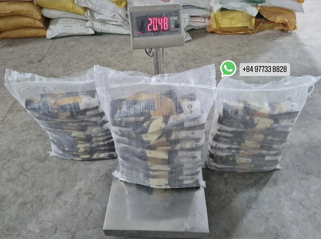 LONG GRAIN WHITE RICE riz riso 5% 25% high quality Vietnam IR64 ( WA +84 977 338828)