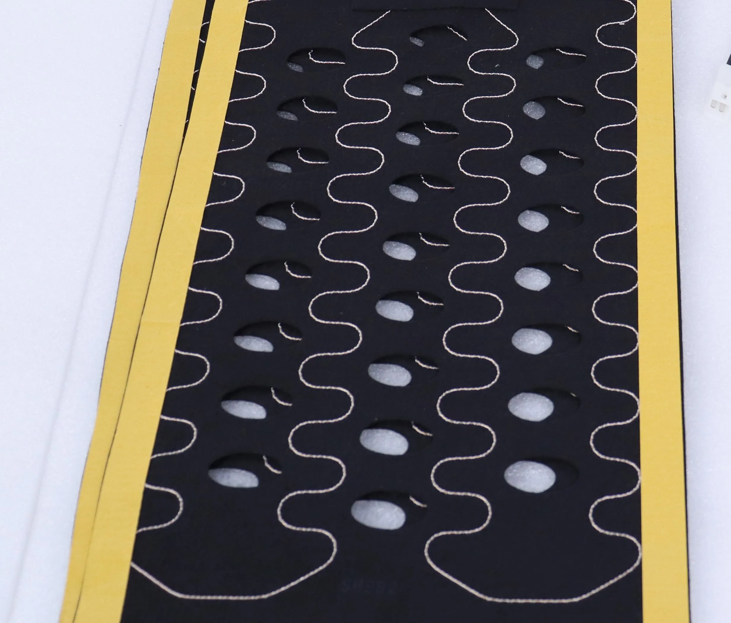 China manufacturer Universal car accessory 12V car Seat Heater seat heating Kit vehicles seat heating