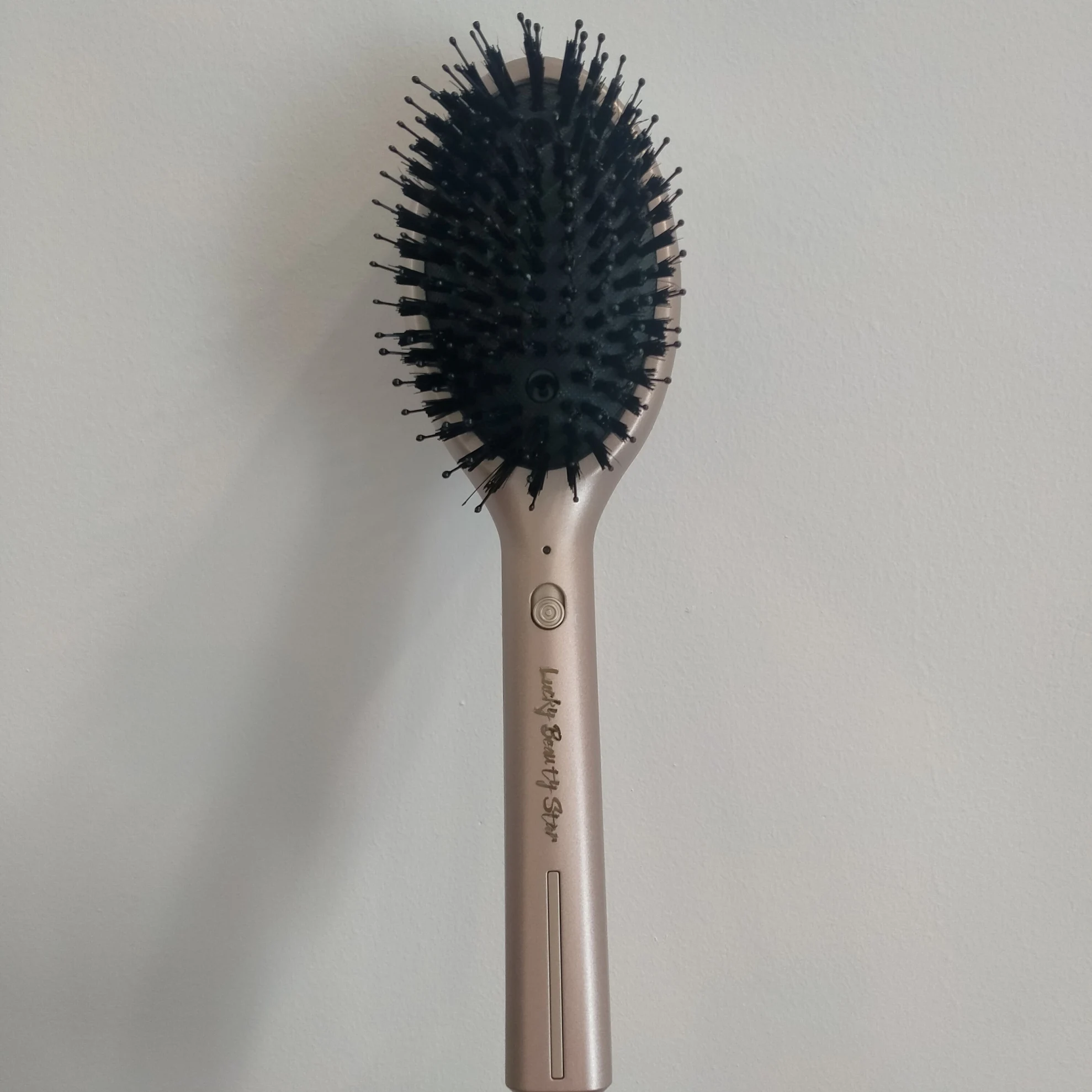 Vietnam Factory New Portable Hair Brush Ionic Boar Blister Rechargeable Plasma Air Brush Detangling Cool Air Battery