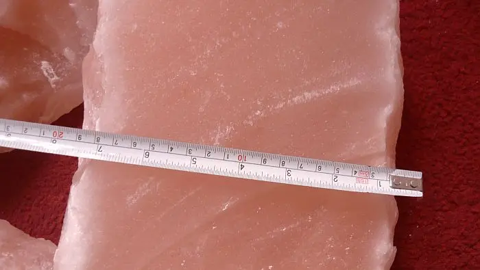 Excellent Quality Himalayan Rock Salt One Side Cut Blocks