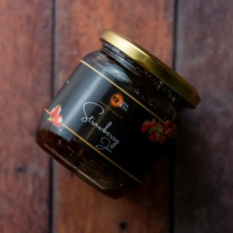 Exquisite 200g Strawberry Jam: Crafted from Seasonally Harvested Fresh Strawberries, Bursting with Natural Flavor and Goodness