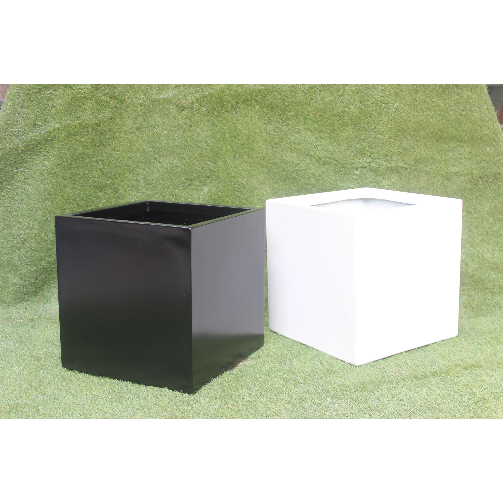 Cubeto Planter New classy Modern look FRP Resin Black Square Fiberglass Planter Pot used home hotel mall office airport