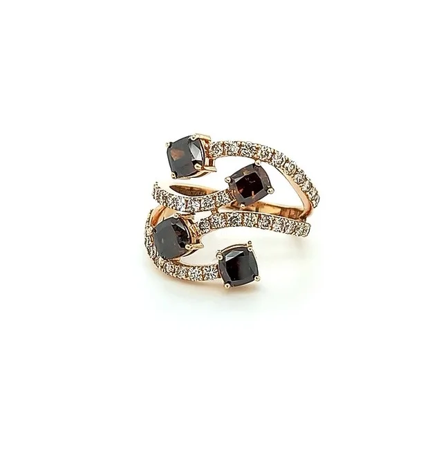 Luxurious Design Natural Diamond Champagne Dark Brown Solitaire Ring made in 18kt Yellow Gold for Girls Partywear Use