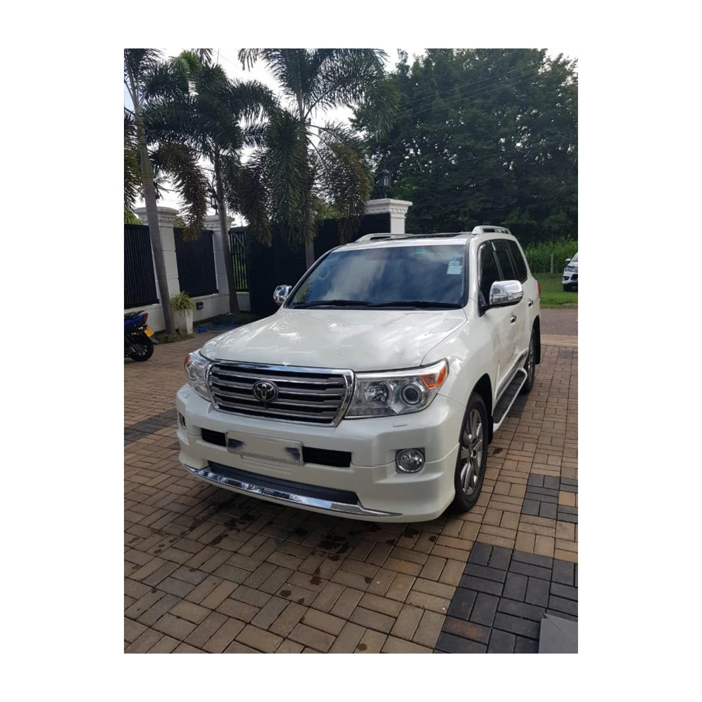 ToyotasLand CRUISEER LC300 VX (4x4) Best Material and safest car based in USA by KZAF Enterprises LLC.