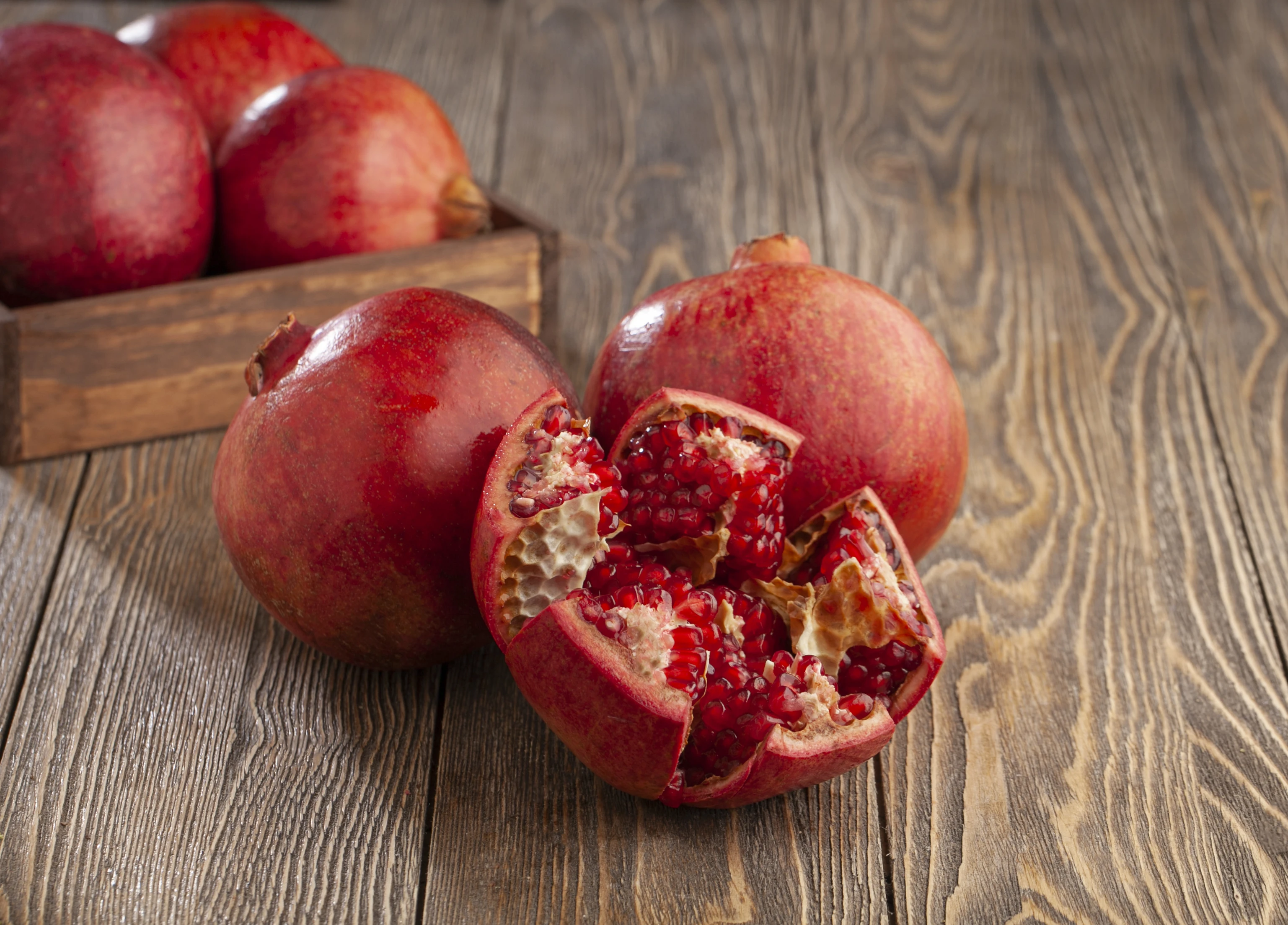 New Crop %100 Organic Pomegranate Juicy Pomegranate Perfect Quality Fresh Big Pomegranate - Made in Turkey