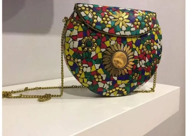 Factory Price American Style Women Clutch Black and White Metal Purse Fashion Accessories Women Clutch Begs Purse for Parties