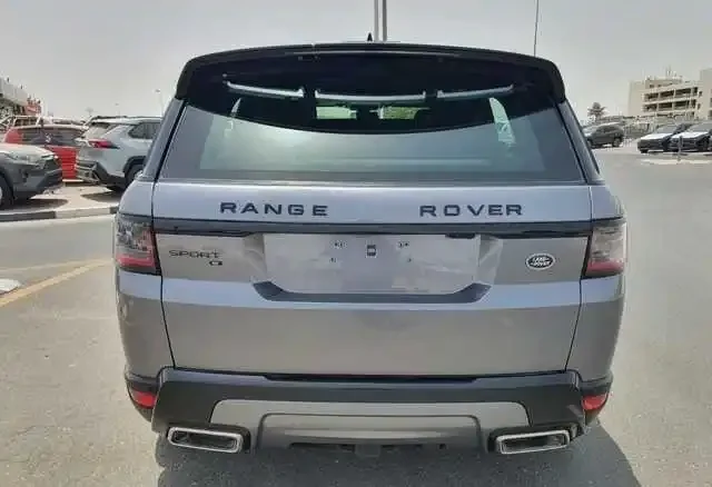 Подержанный 2022/2023 LAND ROVER RANGE SPORT P530 первое издание
