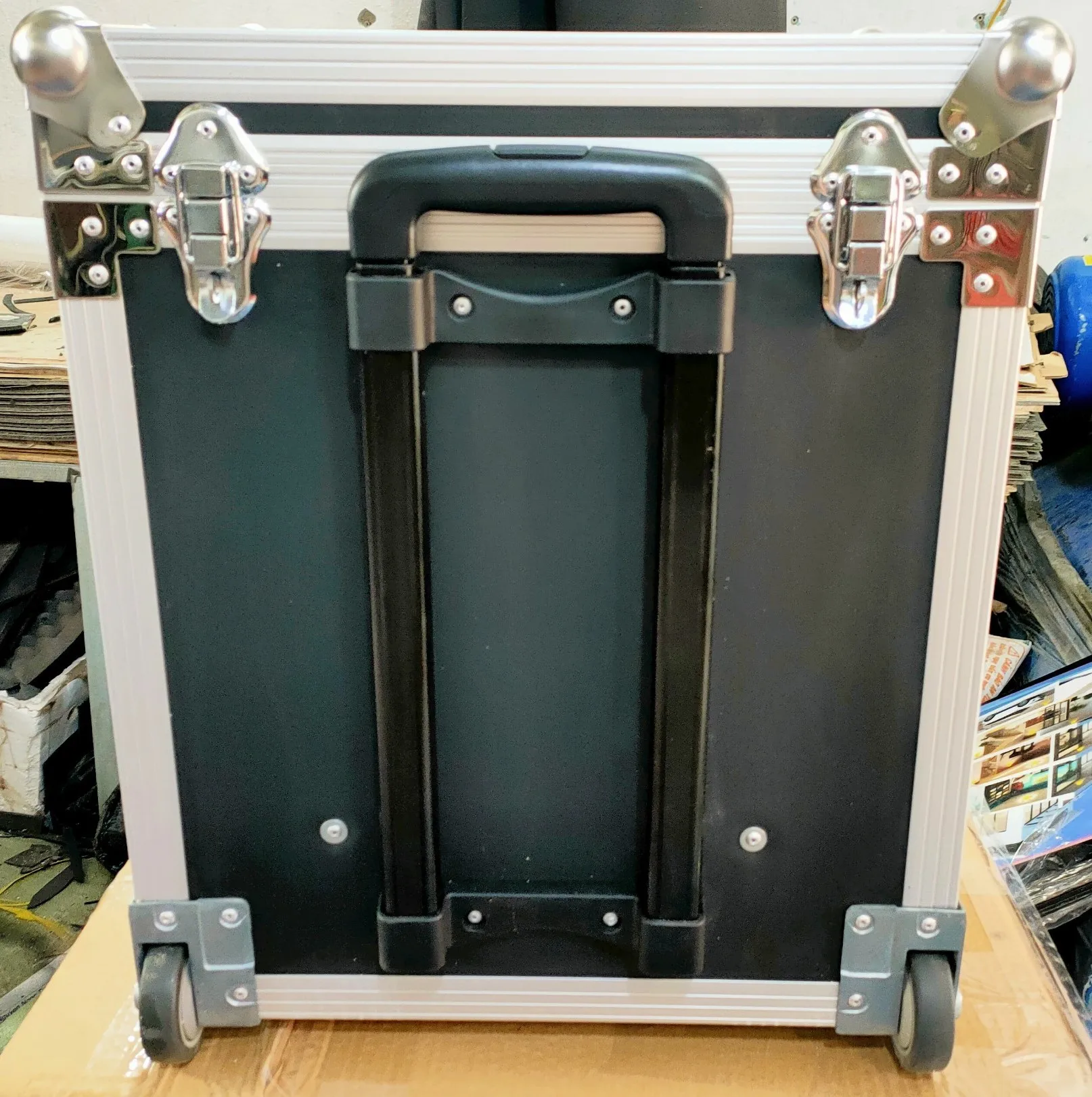 Factory Price Large Aluminium Flight Hard Case Tool Box Carry Foam Storage  Box Custom Case with Wheels and Handles
