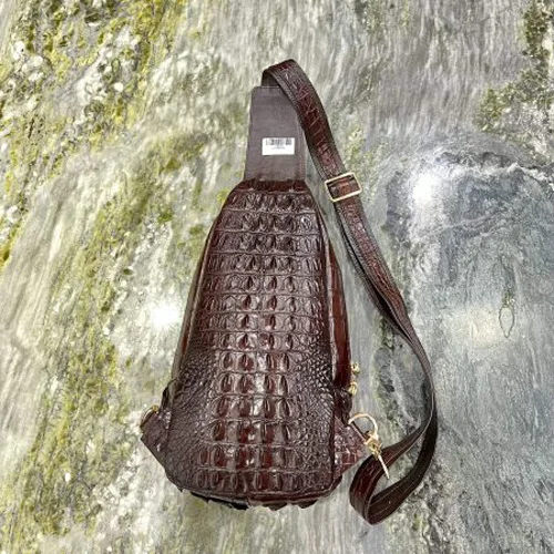 Wholesale Genuine leather sling bag for men Crocodile leather chest bags Size 31*18*9cm customized leather chest bag