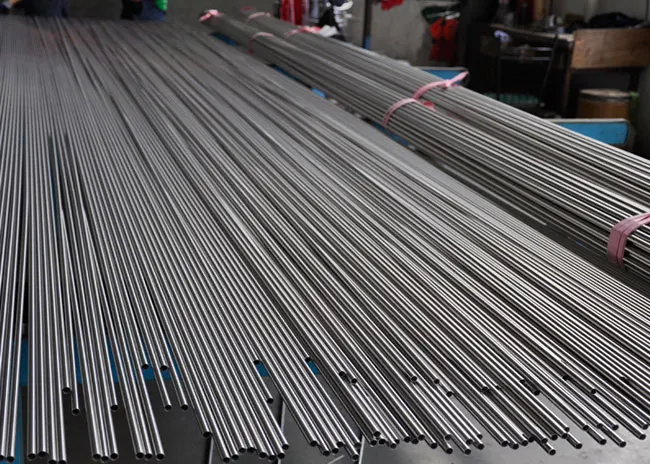Small Diameter Seamless Stainless Steel Capillary Tube - China 304 Stainless Steel Pipe, 2mm Thickness Pipe for Medical