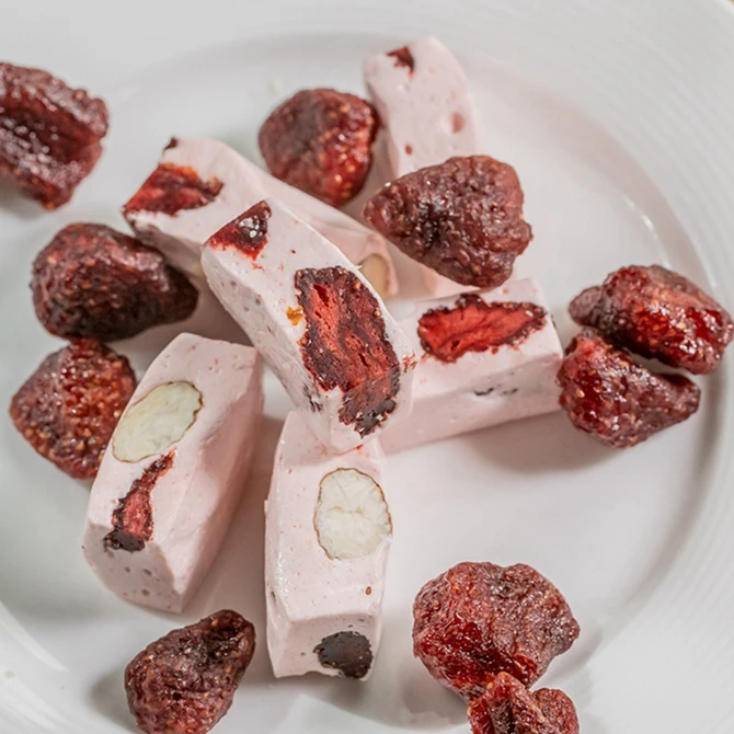 Factory Wholesale Strawberry Almond Nougat Strawberry Flavour Custom Candy