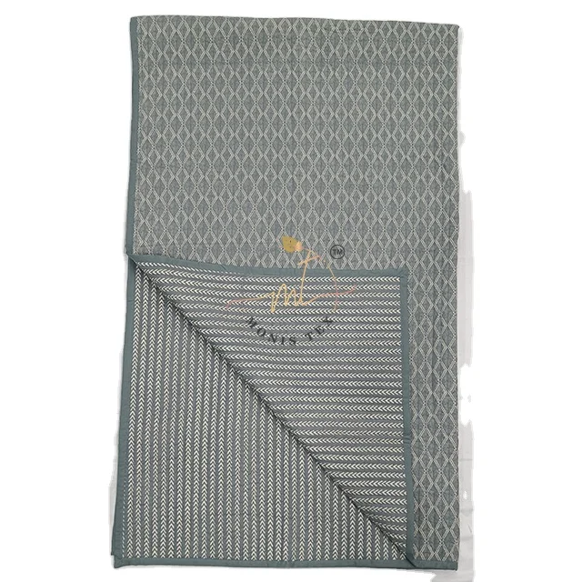 2023 Hot Sale Cotton Reversible Comforter Quilt Bedding Comforter Machine Quilted Both Side Solid Color Piping 70x120inch OEM