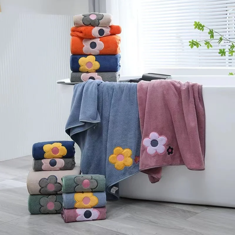 Chinese High Quality  Home Towel Custom logo Size and Weight Coral Fleece Microfiber Bath Towel
