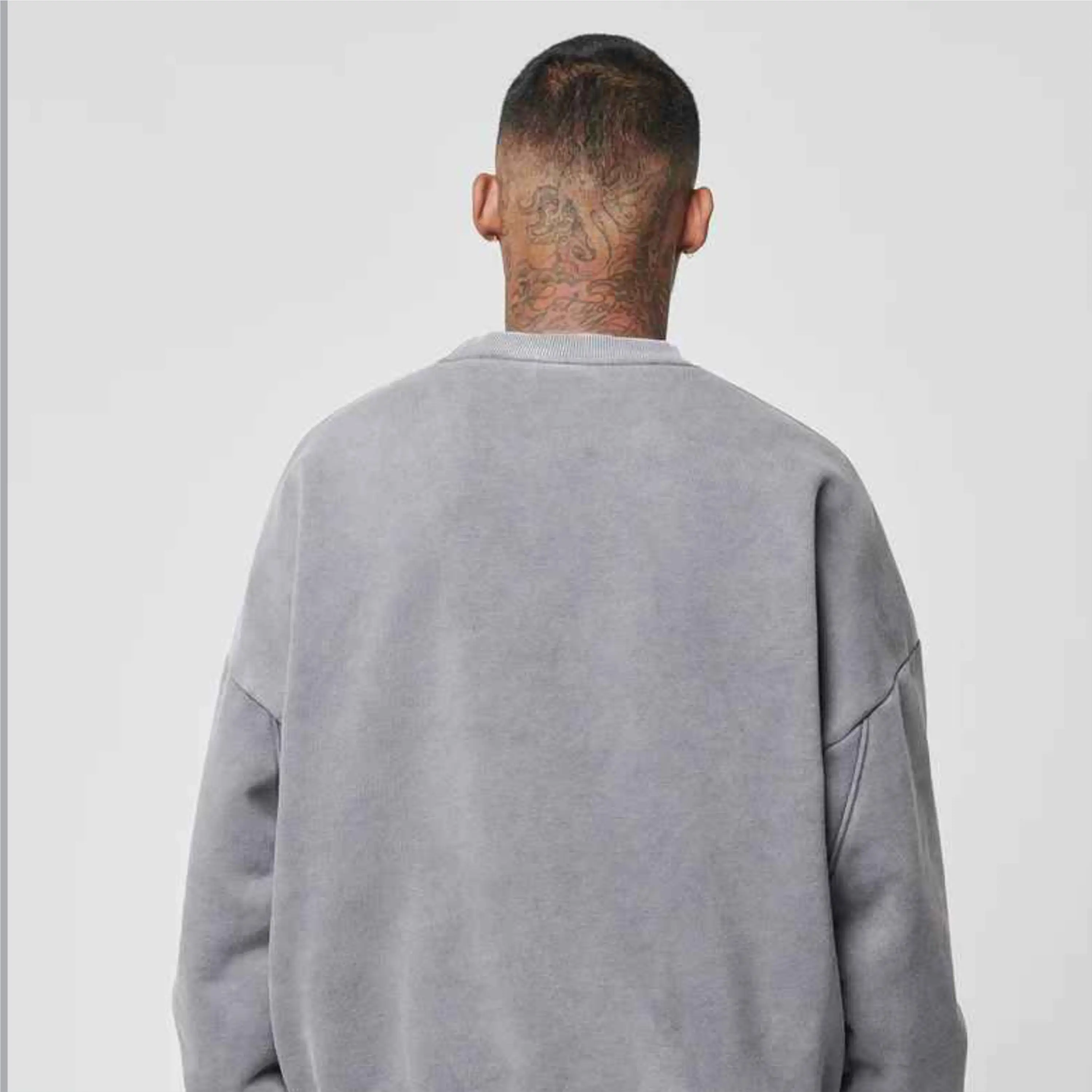 OEM High Quality Oversized Heavyweight Breathable Warm Knit Sweater Lambswool Wool Mens Sweaters Mens Crew Neck Sweaters